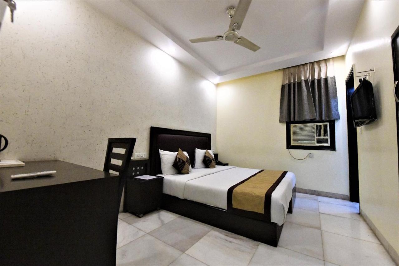 Hotel Kingston Park - Karol Bagh Delhi Exterior photo
