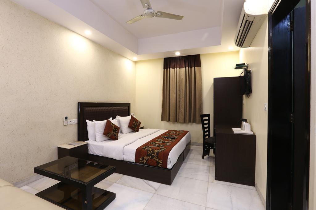 Hotel Kingston Park - Karol Bagh Delhi Exterior photo