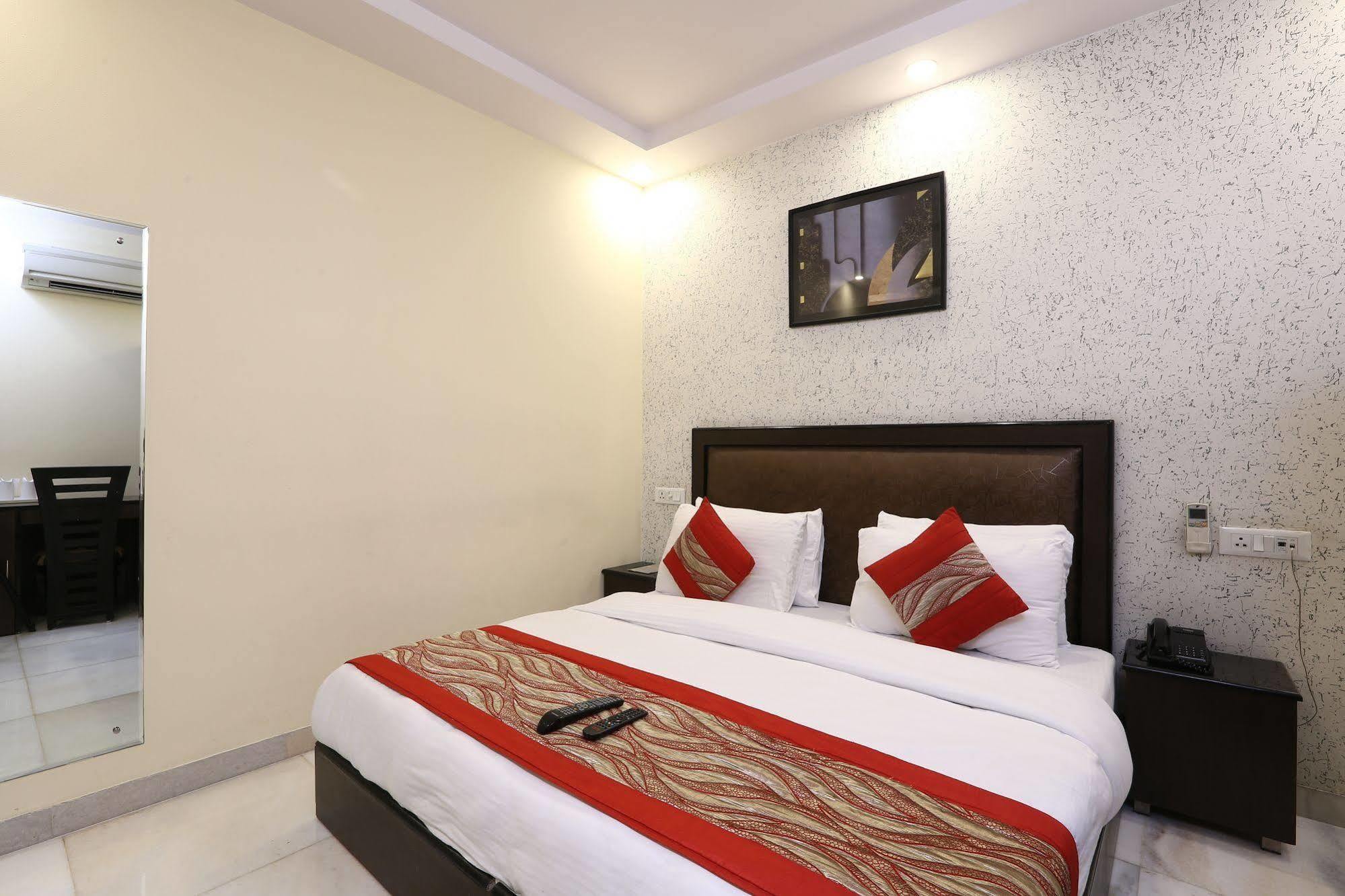 Hotel Kingston Park - Karol Bagh Delhi Exterior photo