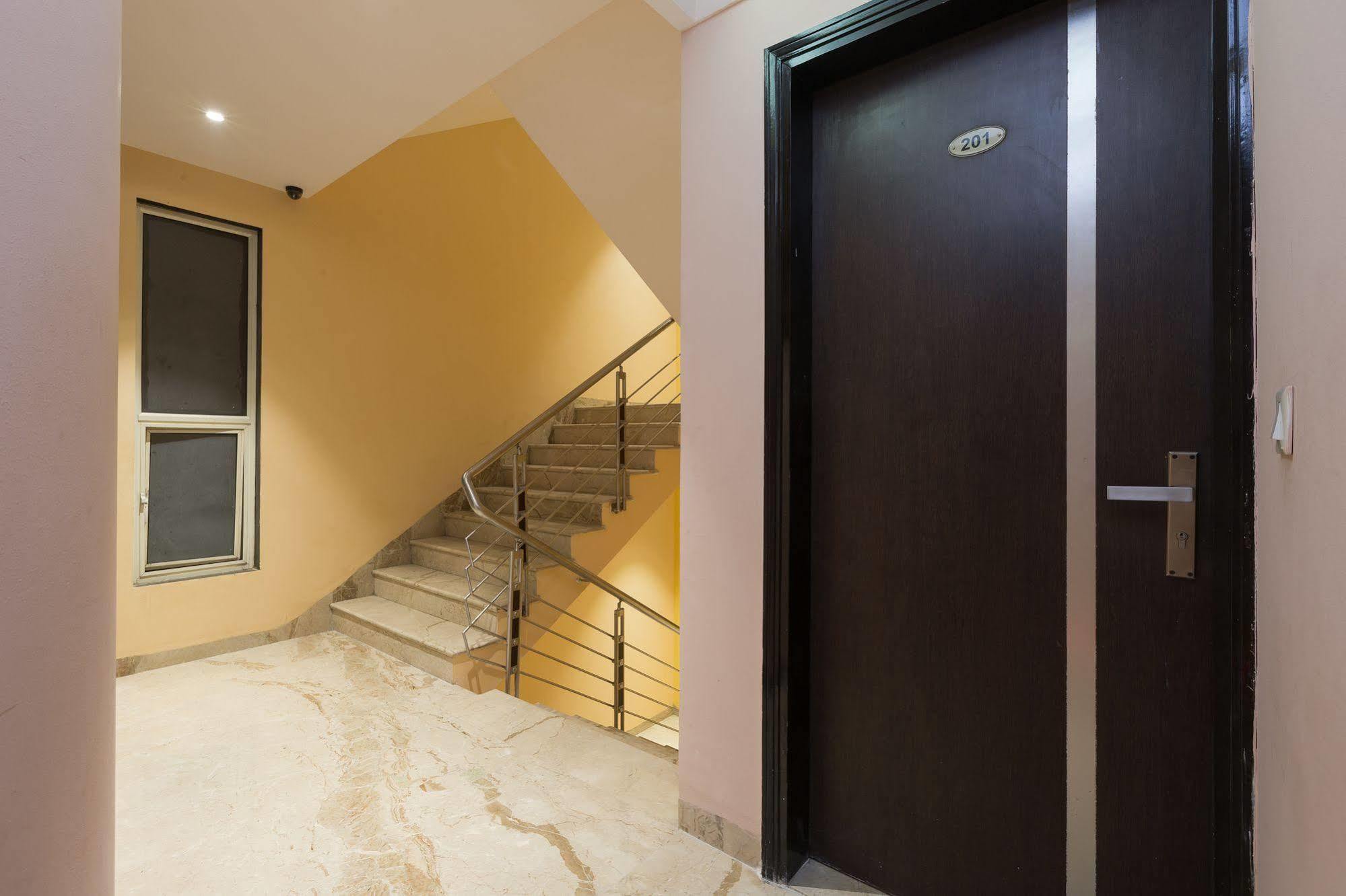 Hotel Kingston Park - Karol Bagh Delhi Exterior photo